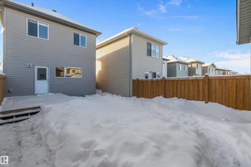 5210 Lark Crescent, Edmonton, AB - Outdoor With Exterior
