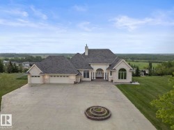 3006 WAYNE Way  Cold Lake, AB T9M 1P8