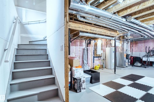 331 32 Avenue, Edmonton, AB - Indoor Photo Showing Basement