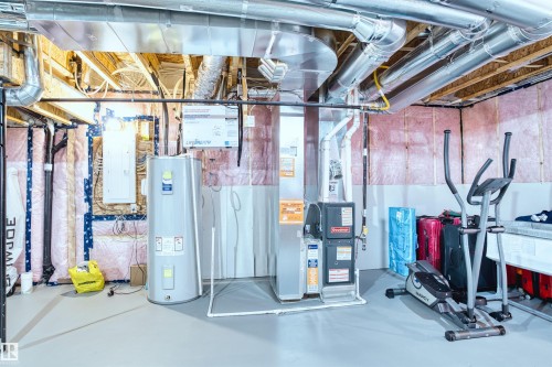 331 32 Avenue, Edmonton, AB - Indoor Photo Showing Basement