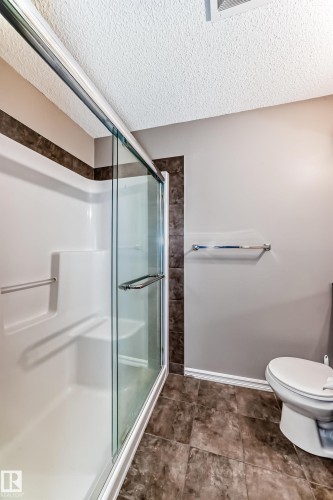 208 2204 44 Ave, Edmonton, AB - Indoor Photo Showing Bathroom