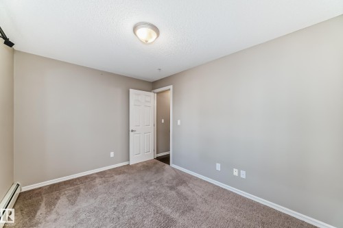 208 2204 44 Ave, Edmonton, AB - Indoor Photo Showing Other Room