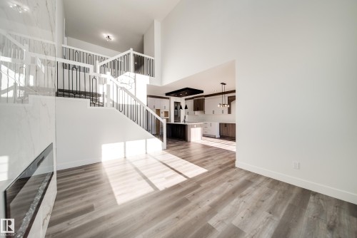 7023 177 Avenue, Edmonton, AB - Indoor
