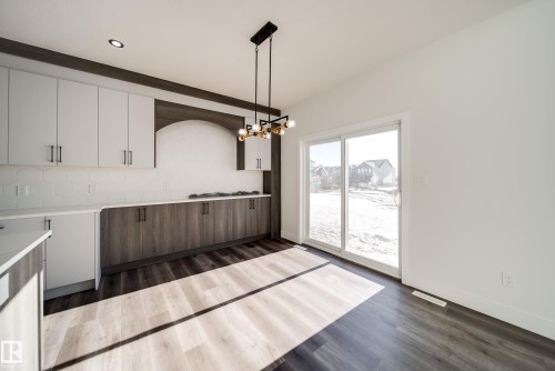 7023 177 Avenue, Edmonton, AB - Indoor
