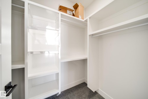 7023 177 Avenue, Edmonton, AB - Indoor