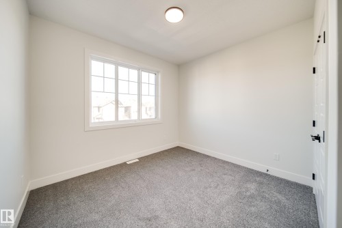 7023 177 Avenue, Edmonton, AB - Indoor Photo Showing Other Room