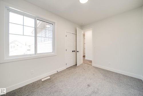 7023 177 Avenue, Edmonton, AB - Indoor Photo Showing Other Room