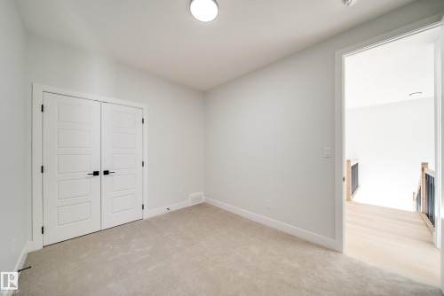 7027 177 Avenue, Edmonton, AB - Indoor Photo Showing Other Room