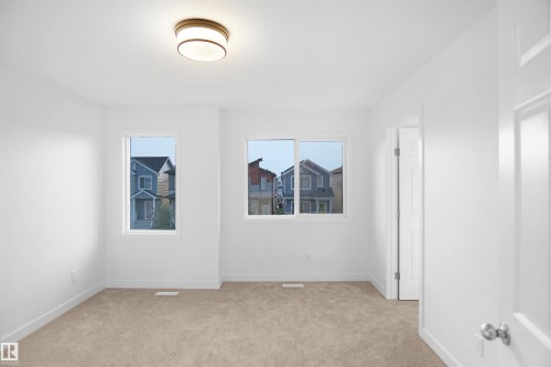 12127 34 Avenue, Edmonton, AB - Indoor Photo Showing Other Room