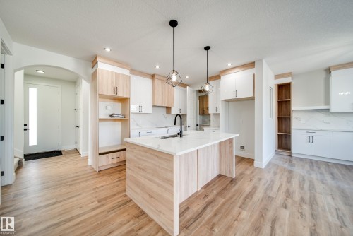 7156 177 Avenue, Edmonton, AB - Indoor Photo Showing Kitchen With Double Sink