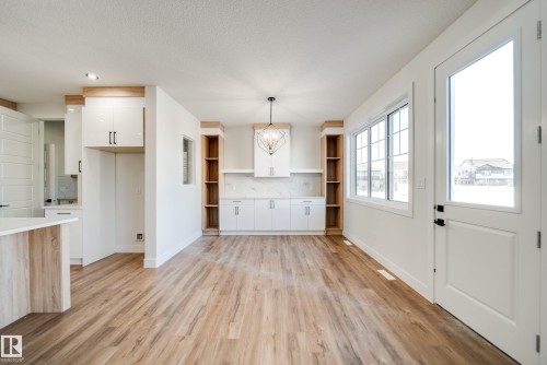 7156 177 Avenue, Edmonton, AB - Indoor