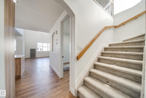 7156 177 Avenue, Edmonton, AB - Indoor Photo Showing Other Room