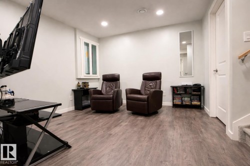 32 Southpointe Boulevard, Fort Saskatchewan, AB - Indoor