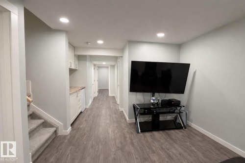 32 Southpointe Boulevard, Fort Saskatchewan, AB - Indoor