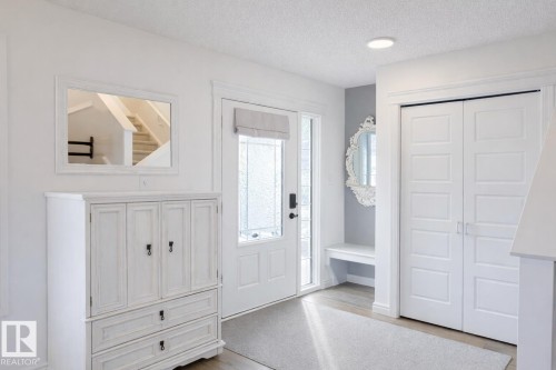 32 Southpointe Boulevard, Fort Saskatchewan, AB - Indoor Photo Showing Other Room