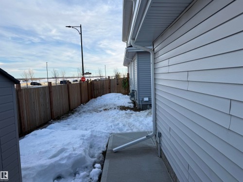 32 Southpointe Boulevard, Fort Saskatchewan, AB - Outdoor With Exterior
