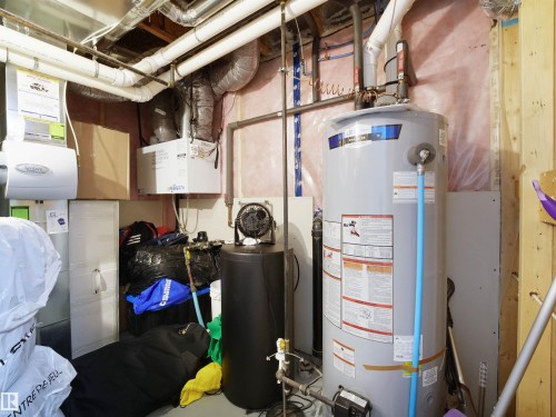 2454 Kelly Circle Circle, Edmonton, AB - Indoor Photo Showing Basement