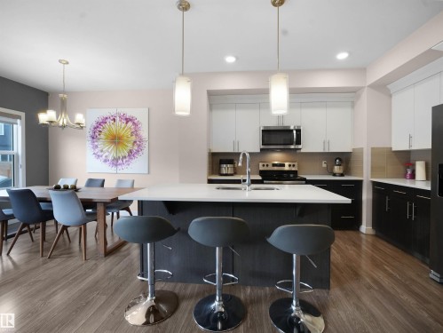 2454 Kelly Circle Circle, Edmonton, AB - Indoor