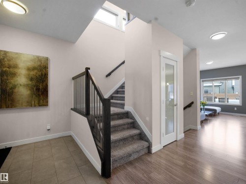 2454 Kelly Circle Circle, Edmonton, AB - Indoor Photo Showing Other Room