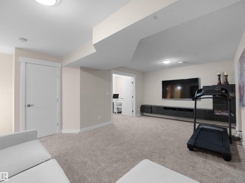 2454 Kelly Circle Circle, Edmonton, AB - Indoor