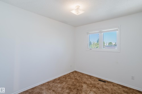 4102 43A Avenue, Leduc, AB - Indoor Photo Showing Other Room