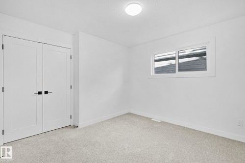 11234 61 Street, Edmonton, AB - Indoor Photo Showing Other Room