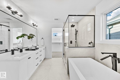 11234 61 Street, Edmonton, AB - Indoor