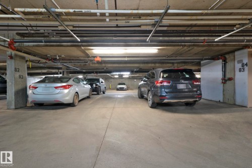 View of parking deck - 301 10118 106 Avenue, Edmonton, AB - Indoor Photo Showing Garage