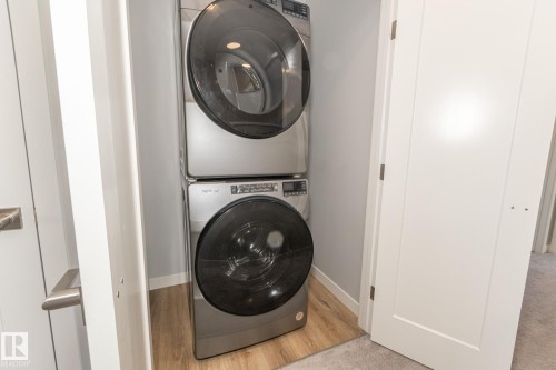 103 Garneau Gate, Spruce Grove, AB - Indoor Photo Showing Laundry Room