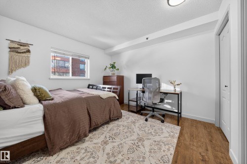 205 10130 114 Street, Edmonton, AB - Indoor Photo Showing Bedroom