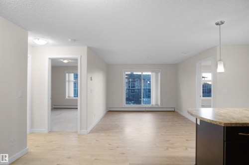 335 6076 Schonsee Way, Edmonton, AB - Indoor