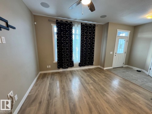 22724 97 Avenue, Edmonton, AB - Indoor Photo Showing Other Room