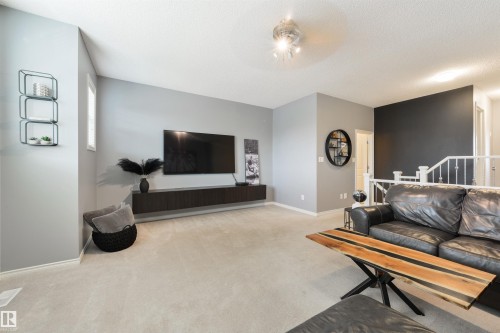 8504 16A Avenue, Edmonton, AB - Indoor Photo Showing Living Room