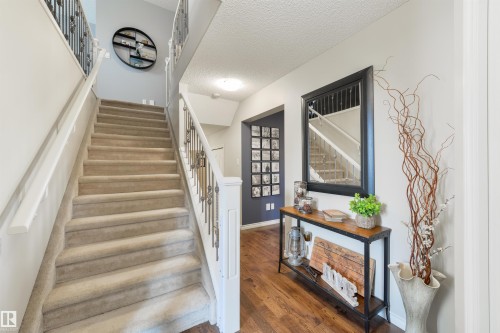 8504 16A Avenue, Edmonton, AB - Indoor Photo Showing Other Room