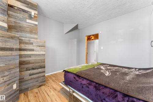 3117 49, Beaumont, AB - Indoor