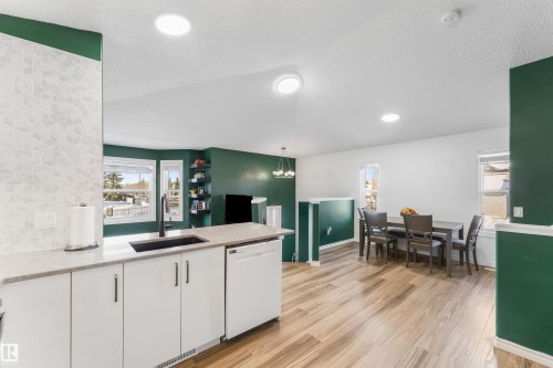 3117 49, Beaumont, AB - Indoor Photo Showing Other Room