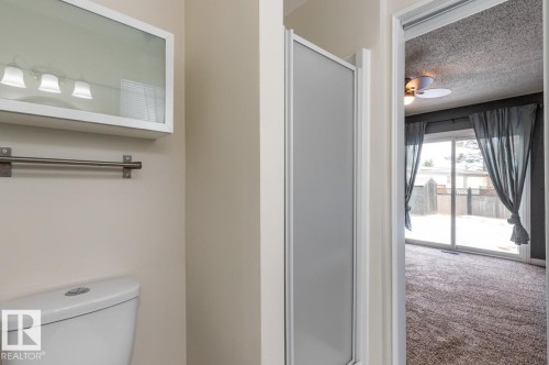 4308 35 Avenue, Leduc, AB - Indoor Photo Showing Bathroom