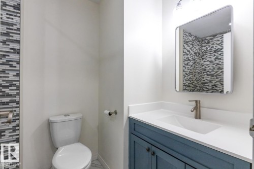 4308 35 Avenue, Leduc, AB - Indoor Photo Showing Bathroom