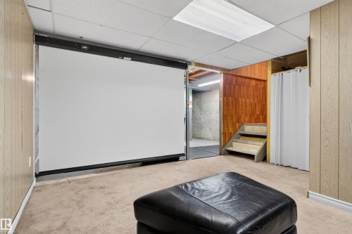14017 121 Street, Edmonton, AB - Indoor