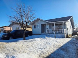 5835 10 Avenue  Edmonton, AB T6L 3A5