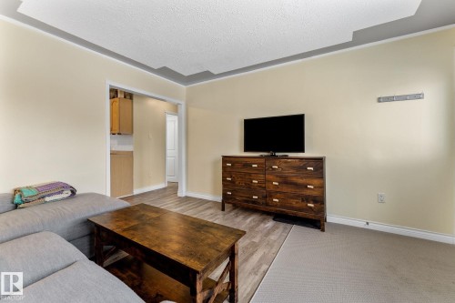 3633 106 Avenue, Edmonton, AB - Indoor