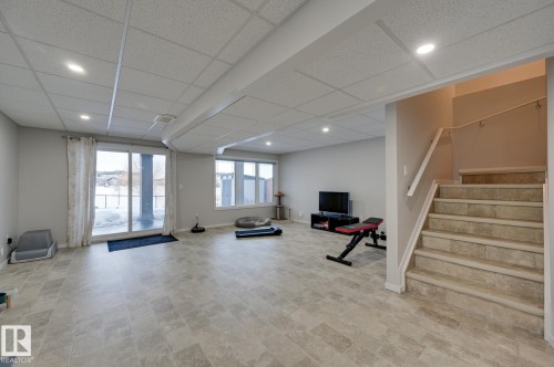 4 Caledon Crescent, Spruce Grove, AB - Indoor