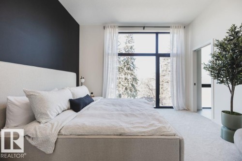 4 10327 Wadhurst Road, Edmonton, AB - Indoor Photo Showing Bedroom