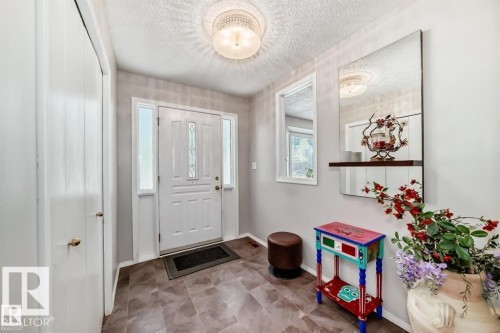 9012 142 Street Nw, Edmonton, AB - Indoor Photo Showing Other Room