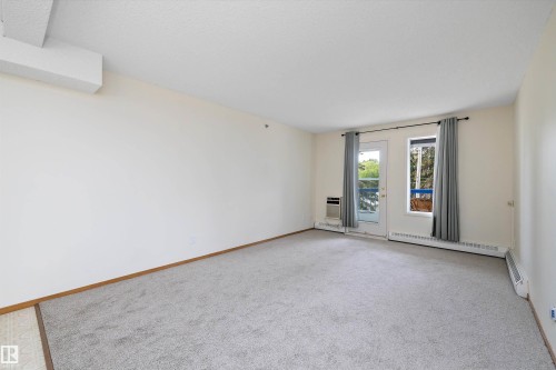 101 4812 51 Avenue, Stony Plain, AB - Indoor Photo Showing Other Room