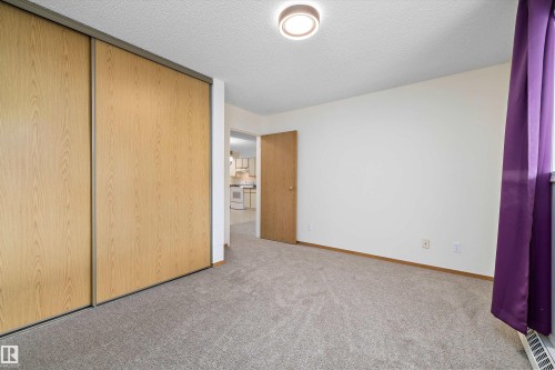 101 4812 51 Avenue, Stony Plain, AB - Indoor Photo Showing Other Room