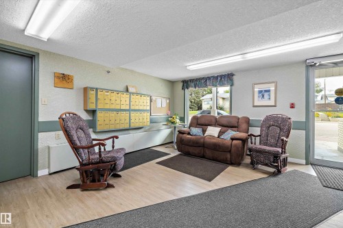 101 4812 51 Avenue, Stony Plain, AB - Indoor
