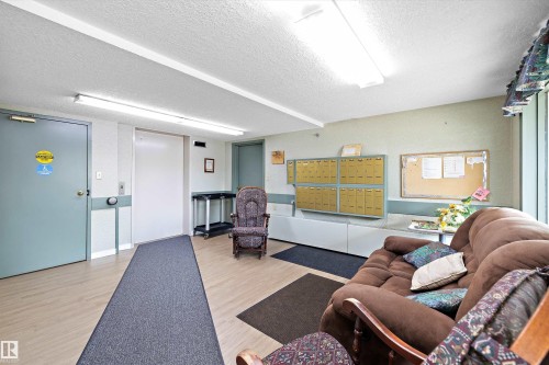 101 4812 51 Avenue, Stony Plain, AB - Indoor