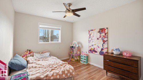 8 Lindsay Crescent, Spruce Grove, AB - Indoor Photo Showing Bedroom