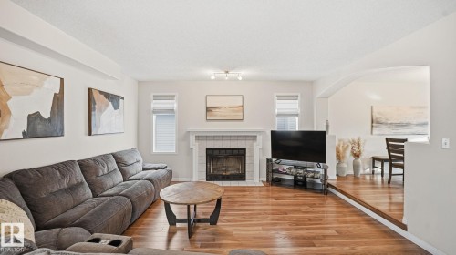 8 Lindsay Crescent, Spruce Grove, AB - Indoor Photo Showing Living Room With Fireplace